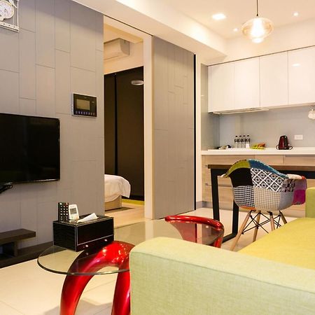 Aman Ruifeng Apartment Kaohsiung Exterior photo