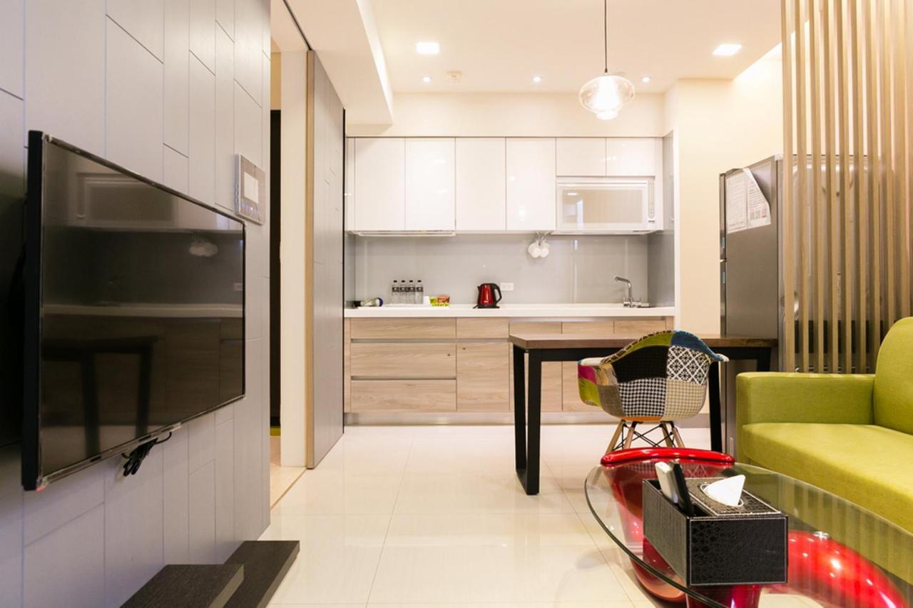 Aman Ruifeng Apartment Kaohsiung Exterior photo